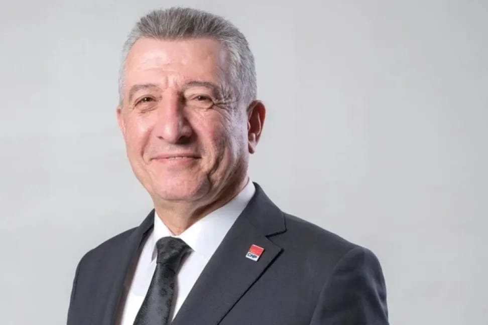 İzmir’de operasyon: CHP’li belediye başkanı gözaltında