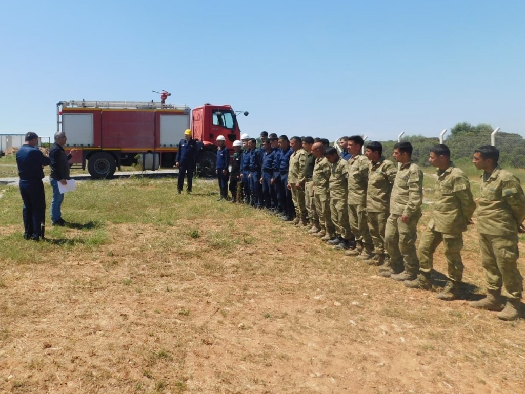Askeri personele orman yangını eğitimi 3 askeri personele orman yangini egitimi 9df4355220e9
