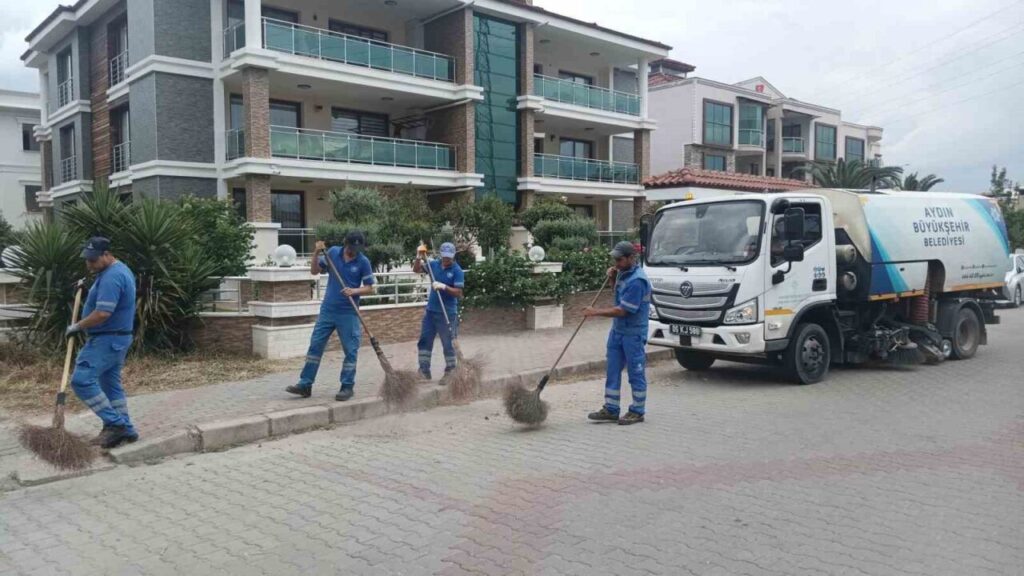 Aydın Büyükşehir bayram öncesi çalışmalarını sürdürüyor 3 aydin buyuksehir bayram oncesi calismalarini surduruyor c43e253a994b