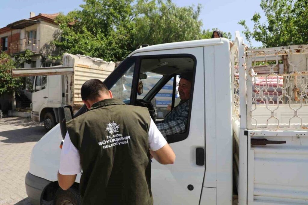 aydin buyuksehirden didimde ureticilere yem destegi c1ee54199de2