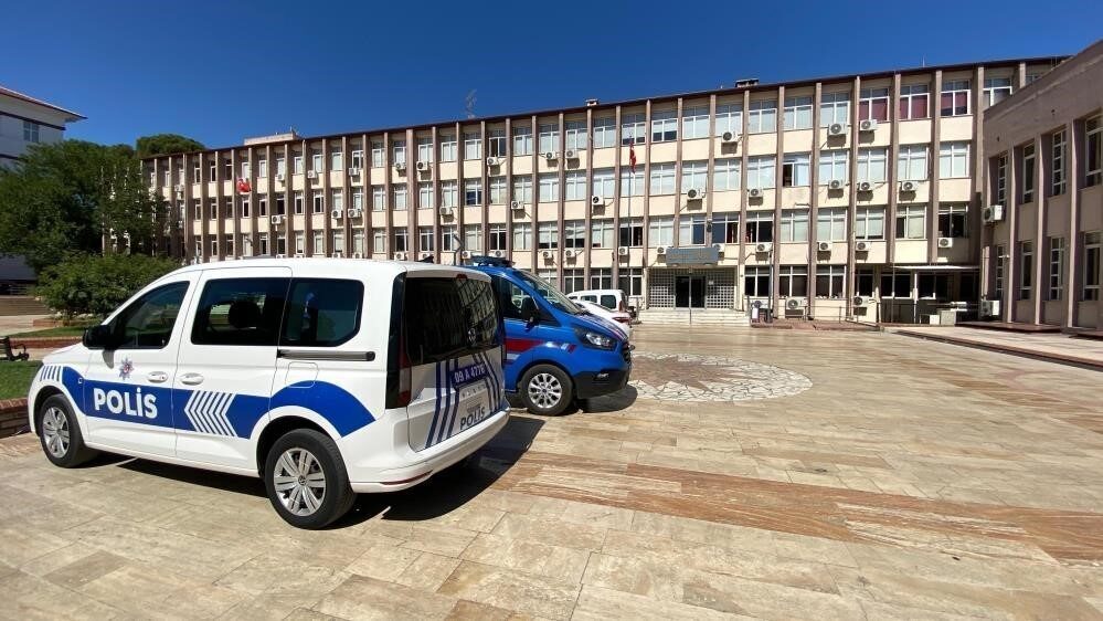 aydinda 15 yil hapis cezasiyla aranan sahis yakalandi 85c49c6f9587