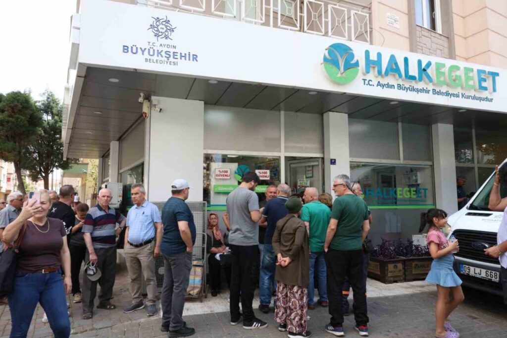 aydinda halk ege et indirimine yogun ilgi 6dce3b09d29e