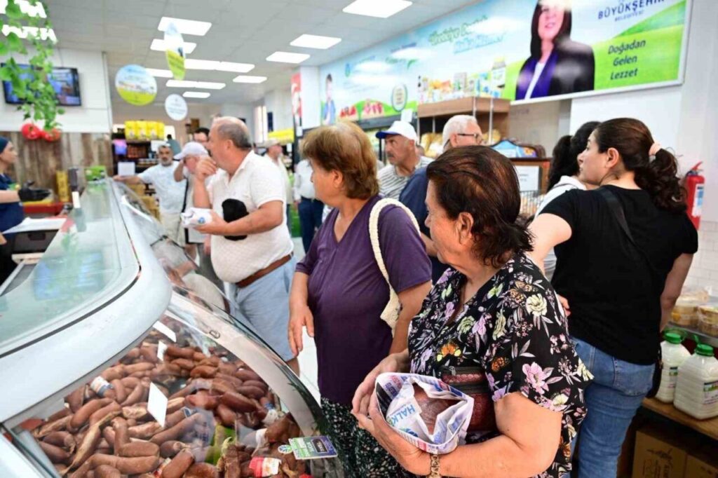 aydinda halk ege et indirimine yogun ilgi c6711b12efdf
