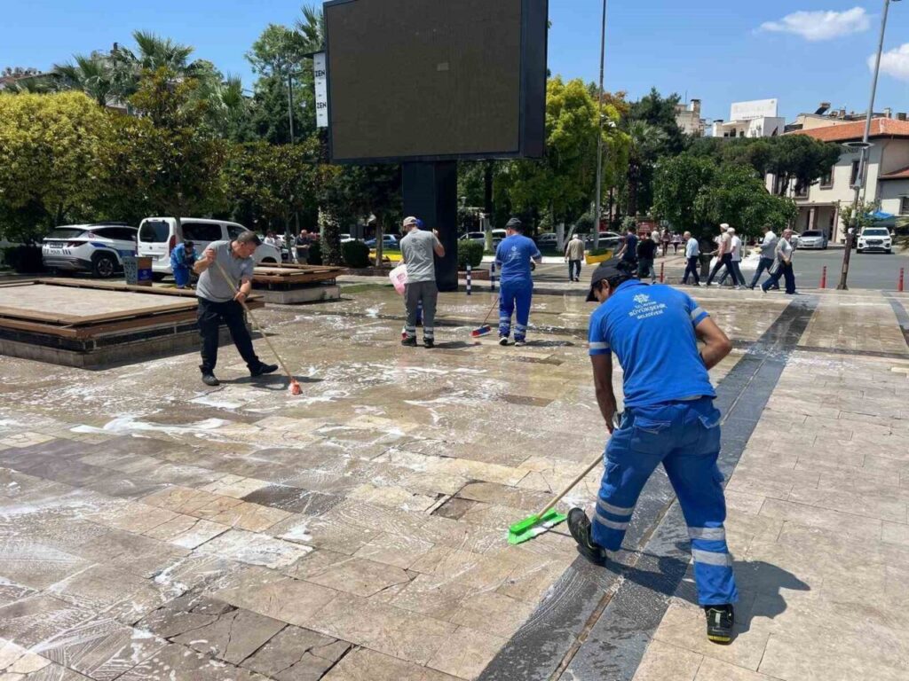 Aydın’da Kurban Bayramı öncesi temizlik seferberliği 2 aydinda kurban bayrami oncesi temizlik seferberligi dde0aa714136