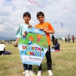 Aydın’da uçurtmalar gökyüzünü renklendirdi