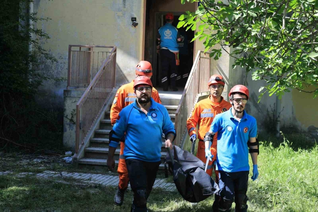 Aydın’da UMKE tatbikatı gerçekleştirildi 1 aydinda umke tatbikati gerceklestirildi 6030ee73f10d