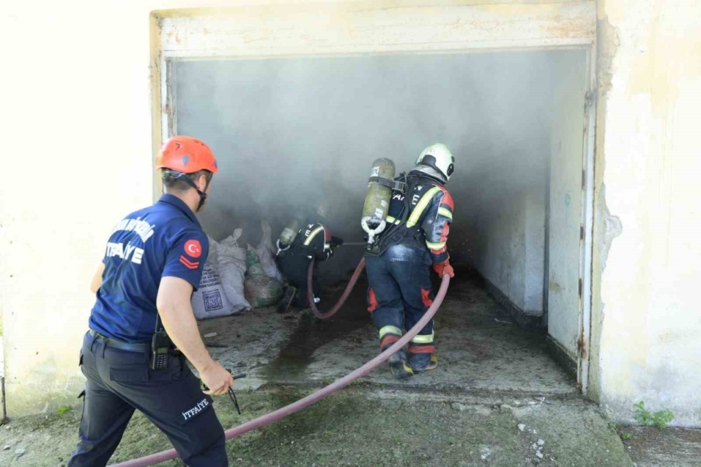 Aydın’da UMKE tatbikatı gerçekleştirildi 4 aydinda umke tatbikati gerceklestirildi 90fc59008f3c