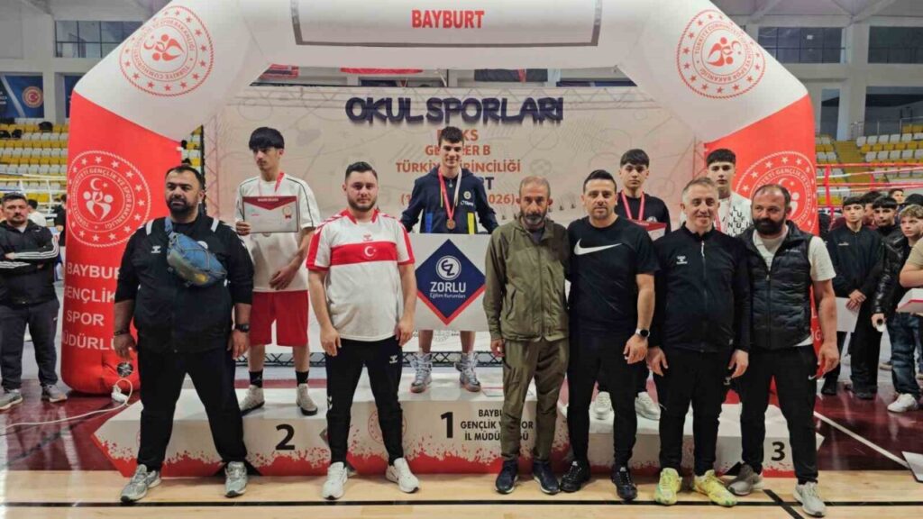 aydinli sporcular sampiyonadan 3 madalya ile dondu b753dbf73600