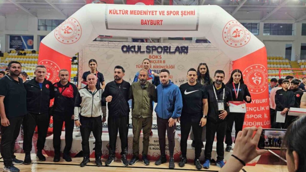 aydinli sporcular sampiyonadan 3 madalya ile dondu eba9c325537c