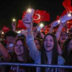 aydinlilar 19 mayis coskusunu konserle taclandirdi 03c841b32698