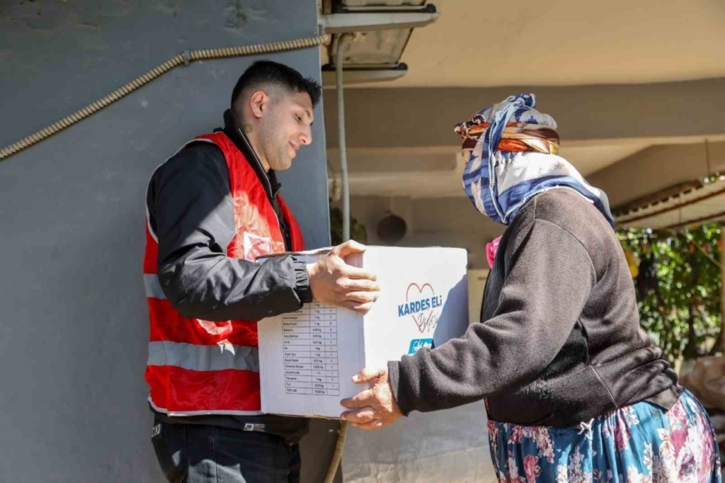 baskan yetiskin kimse kendini yalniz hissetmeyecek 65d6fc2debdc