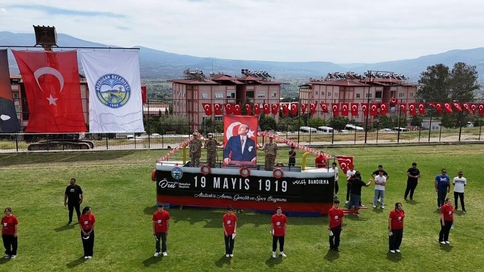 bozdoganda 19 mayis coskusu stadyumu doldurdu 27a3c74b8e9e