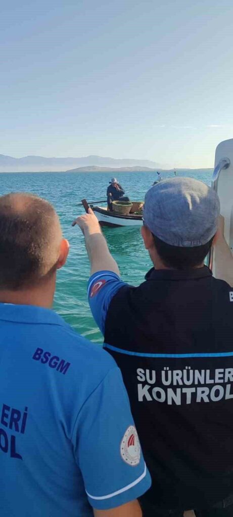 didimde balikci tekneleri denetlendi eb53f90c62b3
