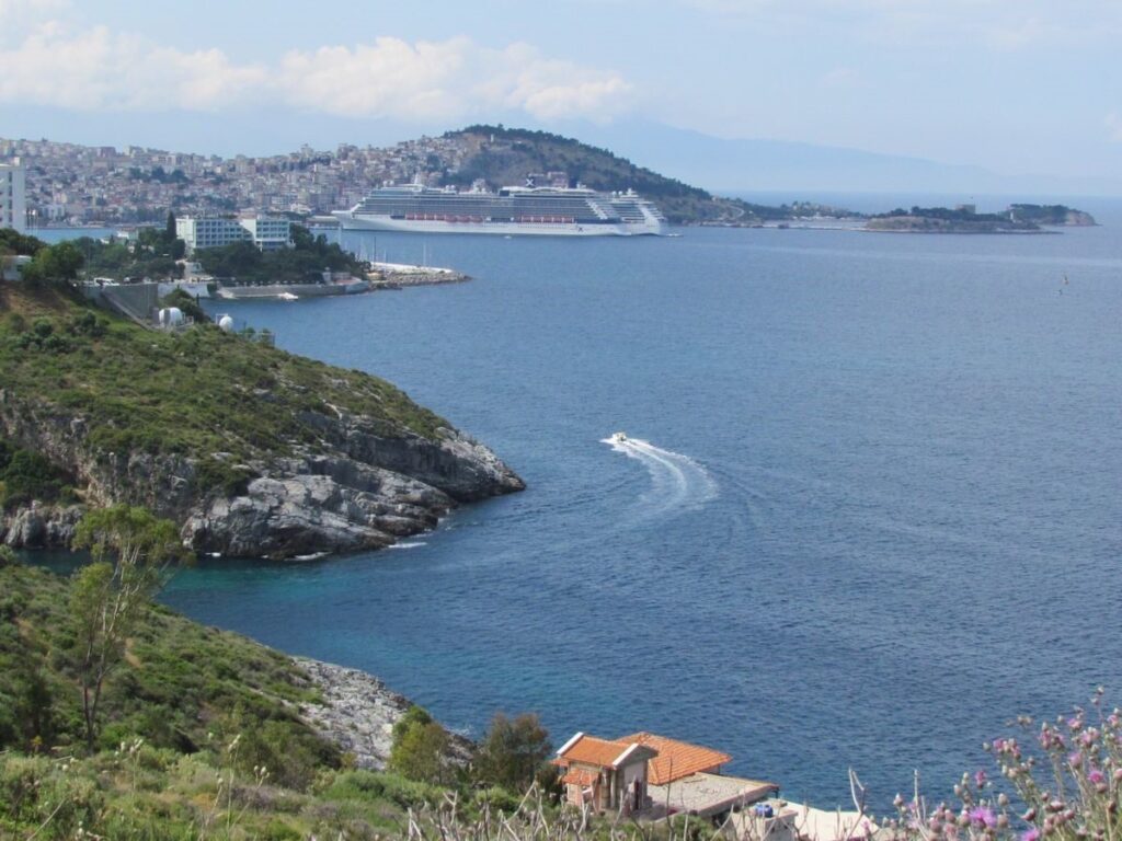 dogaseverlerden kemeronu icin koruma cagrisi 3a29b8e0397d