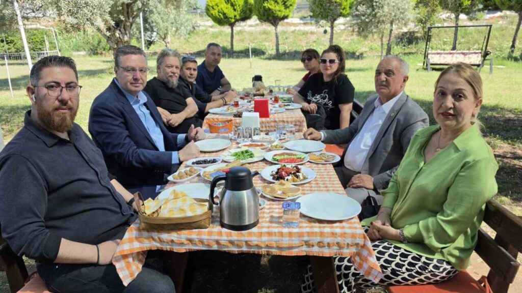 efeler diyari kadin kooperatifi ege basinina ev sahipligi yapti 2dc78abeef70
