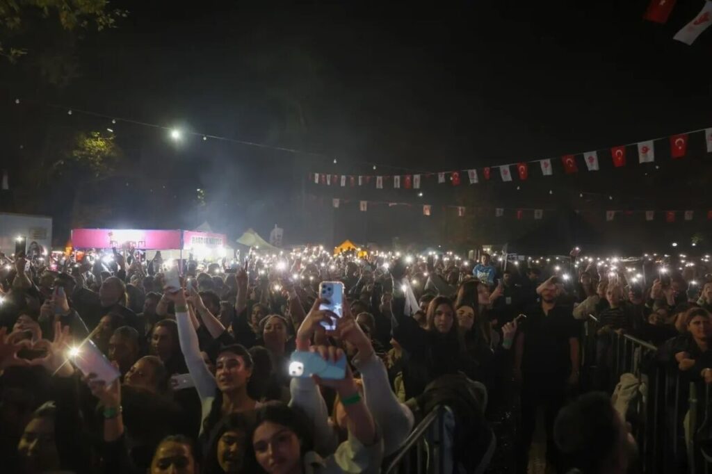 efelerde 3 gun surecek kahve ve muzik soleni basliyor 880c879ba959