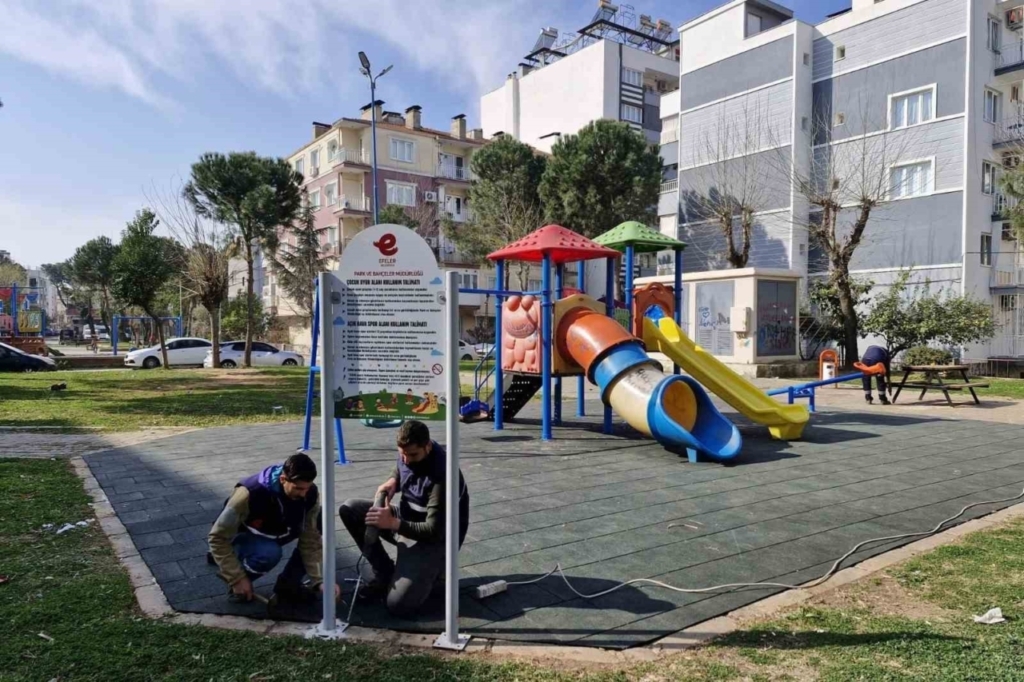 efelerde parklar yenileniyor 26ac4bd5dd02