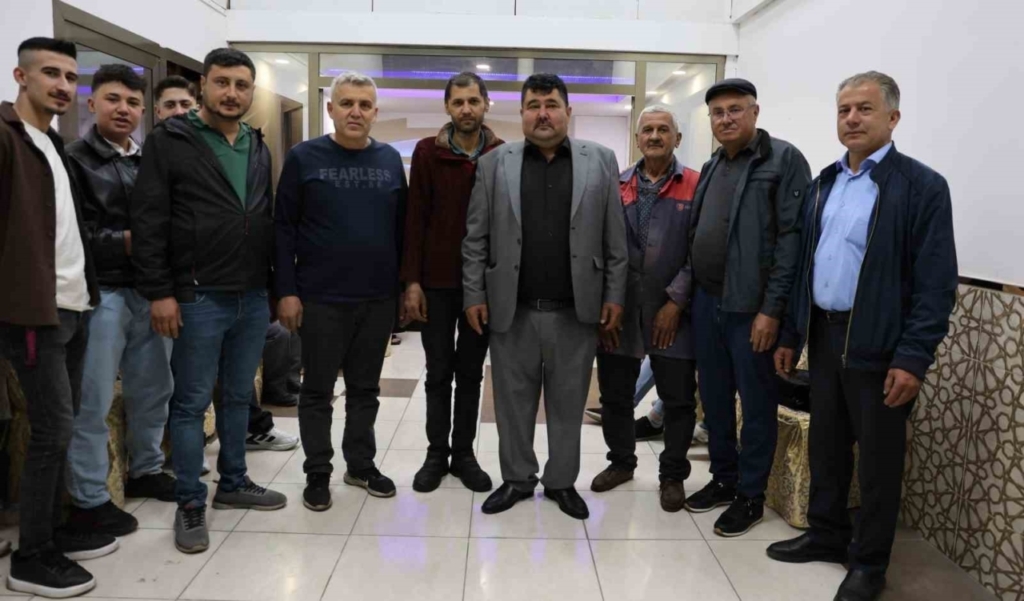 gamze ile berkayin dugunu aydin daglarindaki yuzlerce cipi nazillide topladi 69bdaa270703