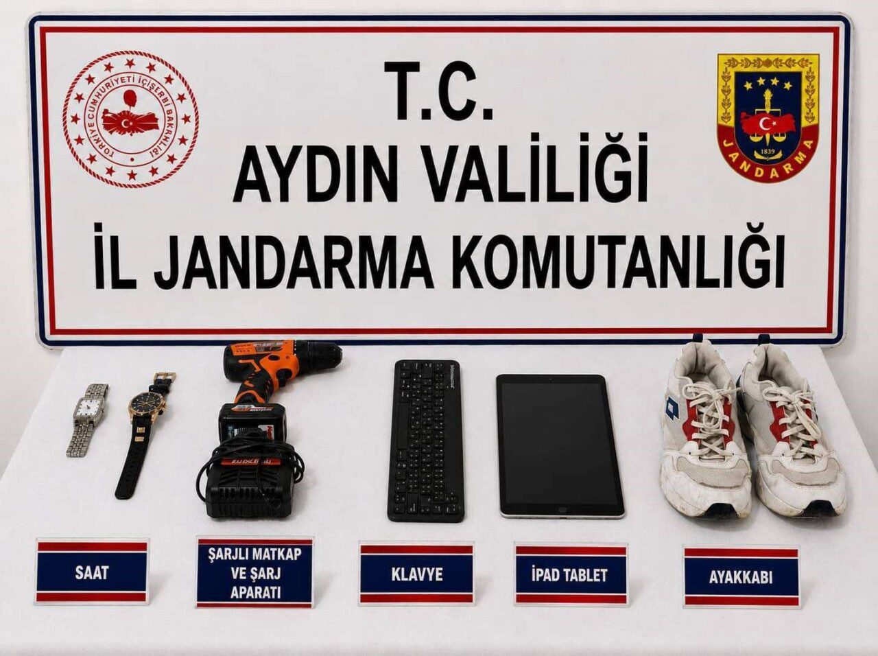 komsusunun evini soydu kameraya yakalandi cd1976bd52b6