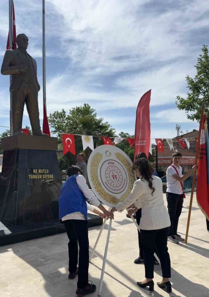 koskte 19 mayis coskuyla kutlandi 4451b7b77ad9