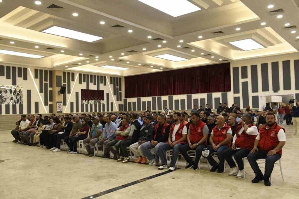 kusadasi belediyesi yaz sezonuna hazirlaniyor e500d4f7993b