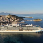 Kuşadası’na 4 gemi ile 10 bin 800 turist geldi