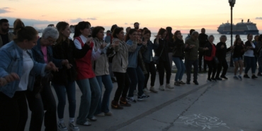 Kuşadası’nda 1 Mayıs kutlamaları Ömer Günel mitingine döndü