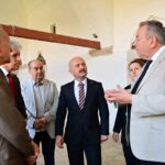kuto baskani akdogan vali varola kusadasinda eslik etti 45a55369e5bd