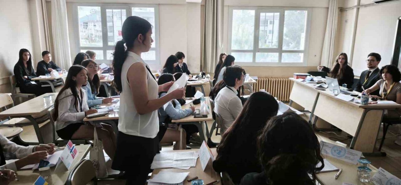 nazilli anadolu lisesinden ogrencilerine uluslararasi deneyim cf916f668045