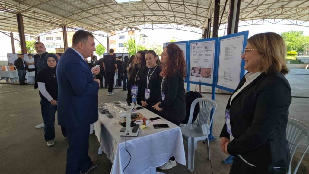 nazillide bilim fuarinda ogrenciler projelerini sergilendi 04b5befd4499