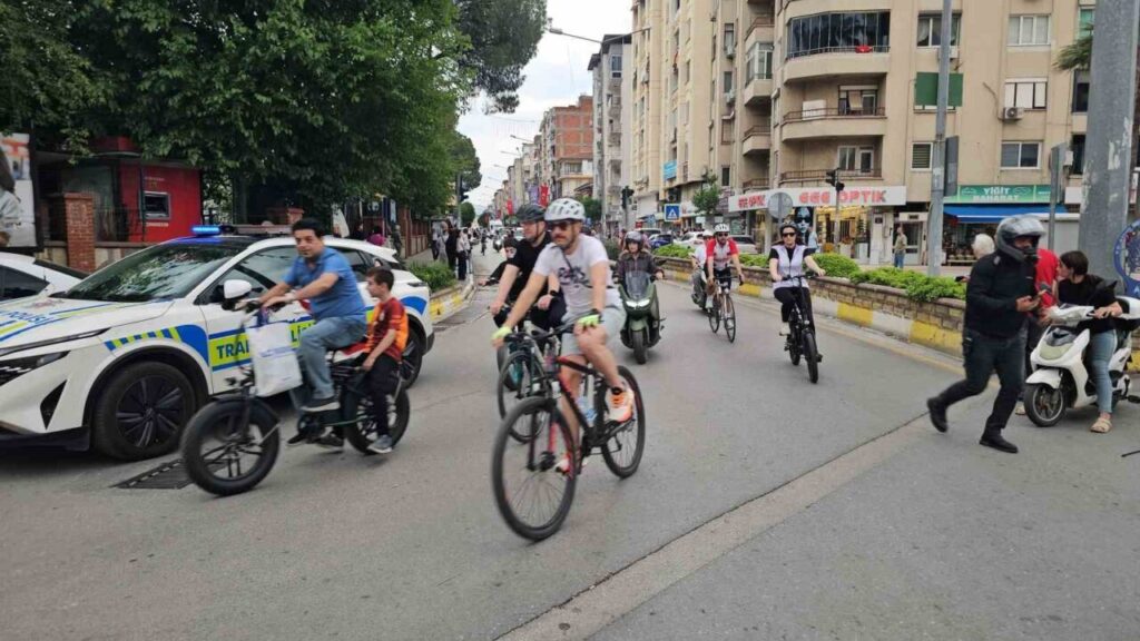 nazillide iki tekerli kutlama 7637d6c8d7f4