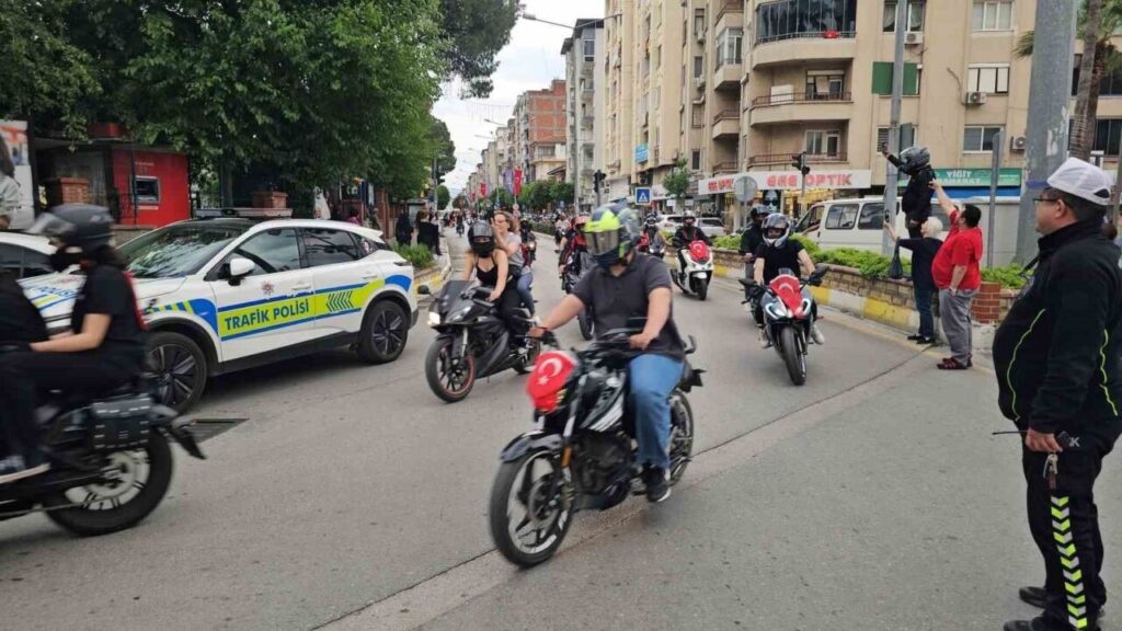 nazillide iki tekerli kutlama 8249e337f70c