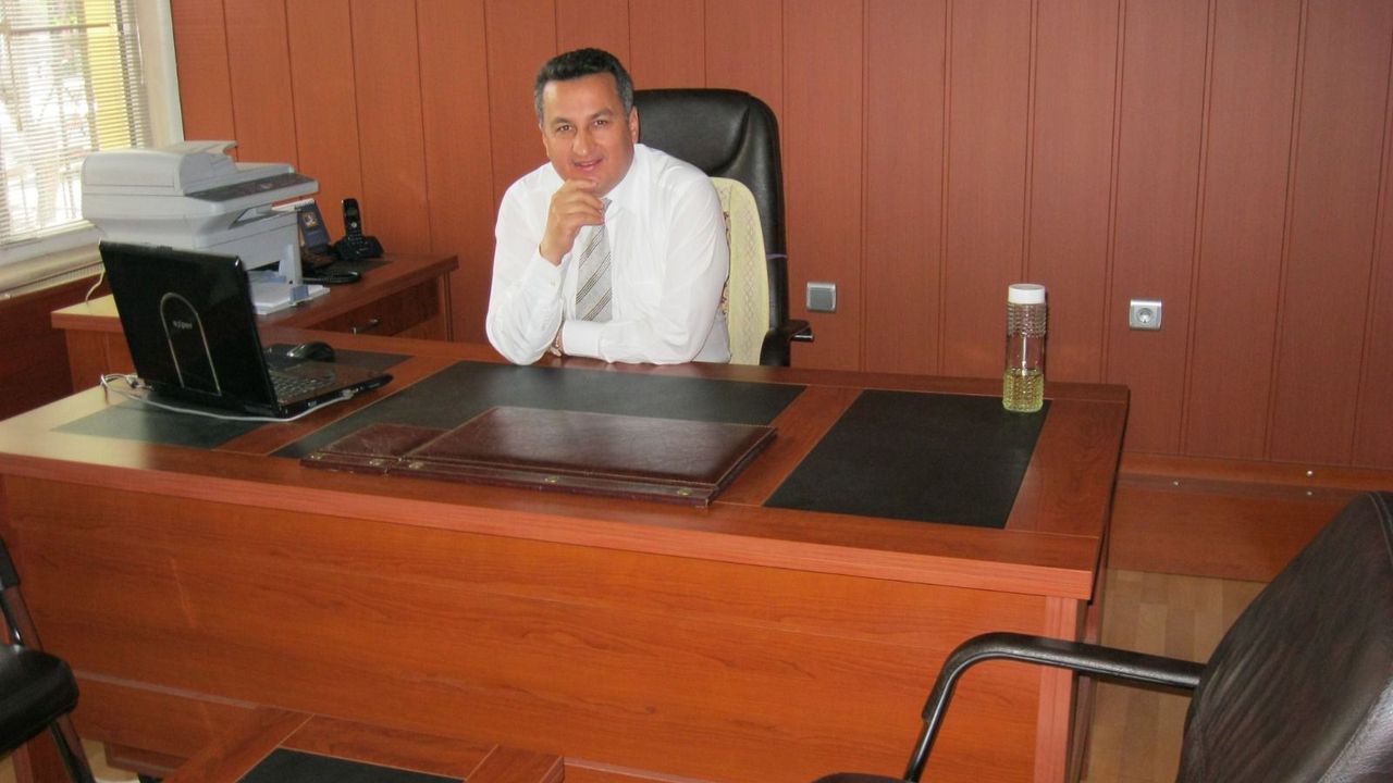 nazillinin muduru ilceden ayriliyor
