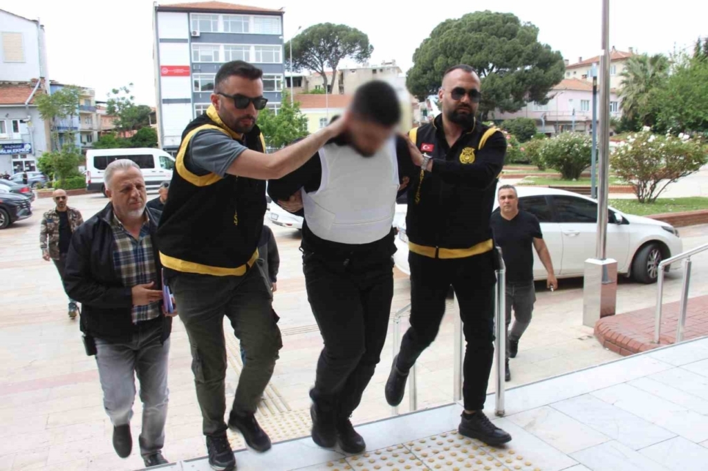 olumle biten silahli kavganin suphelileri adliyeye sevk edildi 3d2769e15aa9