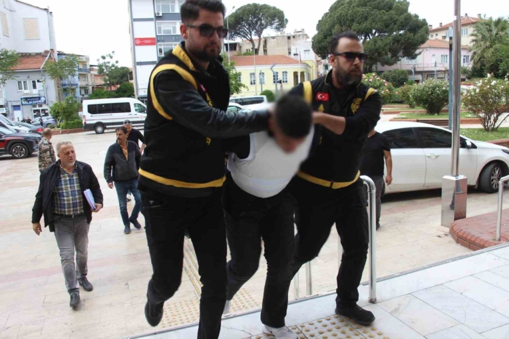 olumle biten silahli kavganin suphelileri adliyeye sevk edildi 9cec8f2dd80b