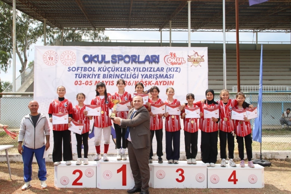 softbol turkiye birinciligi aydinin ev sahipliginde tamamlandi 594927d6f1cb