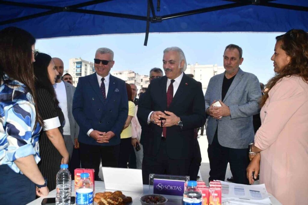 sokede 3 kariyer gunleri gencleri is dunyasiyla bulusturdu a5c05cb9eb26
