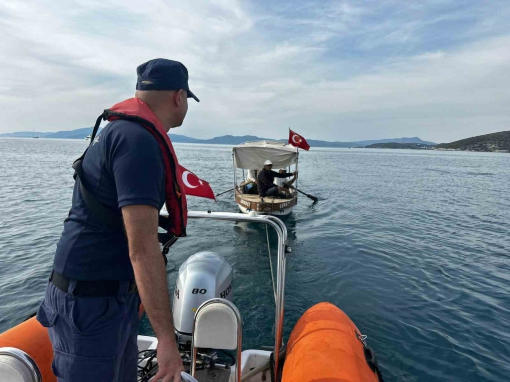 suruklenen teknedeki 3 kisi kurtarildi ec2725c3e4ee