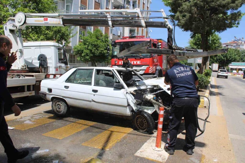 takla atan otomobil yandi vatandaslar surucuyu son anda kurtardi 19f21610ebf1