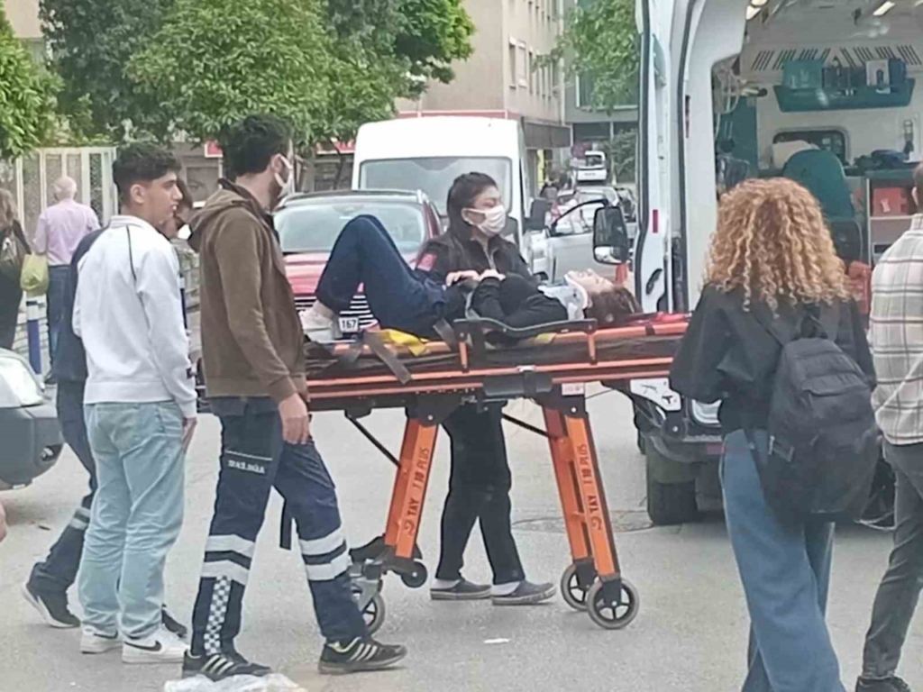ticari arac ile motosiklet carpisti 1 yarali 7819de67bec0