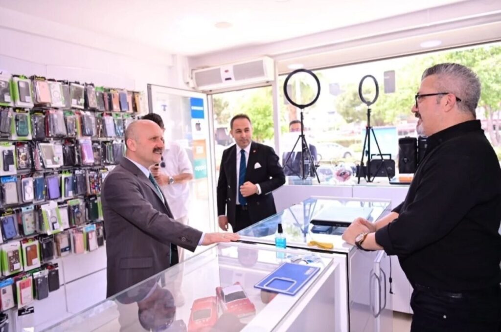 vali varol didim ve germencikte vatandaslarla bulustu ad7f8fe5e55b