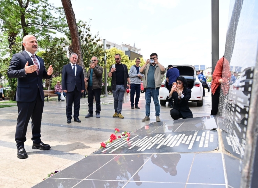 vali varol sehitleri unutmadi 0386dd3c91e2