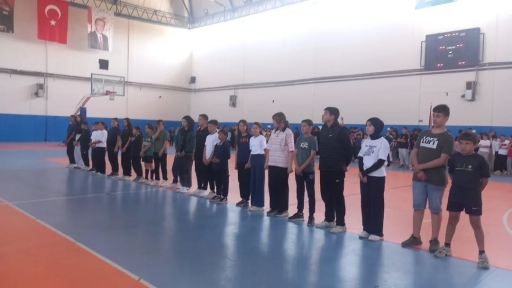 Yenipazar’da geleneksel çocuk oyunları heyecanı yaşandı 3 yenipazarda geleneksel cocuk oyunlari heyecani yasandi fbe7301301b1