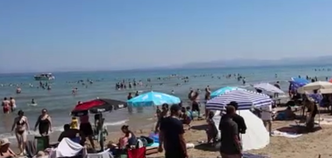 Aydın sahillerinde yer kalmadı