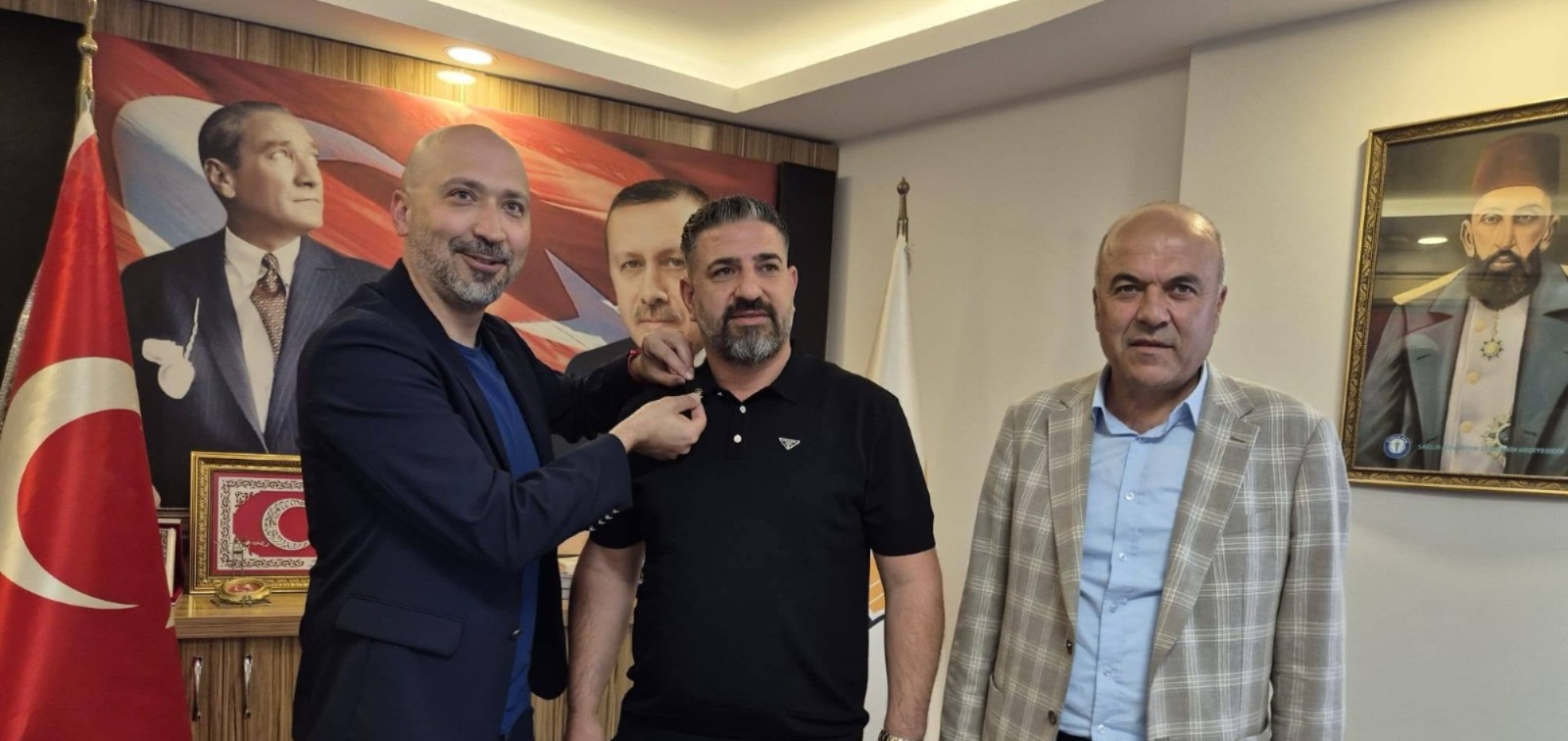 CHP Aydın’a çifte darbe: O isim AK Parti’ye geçti