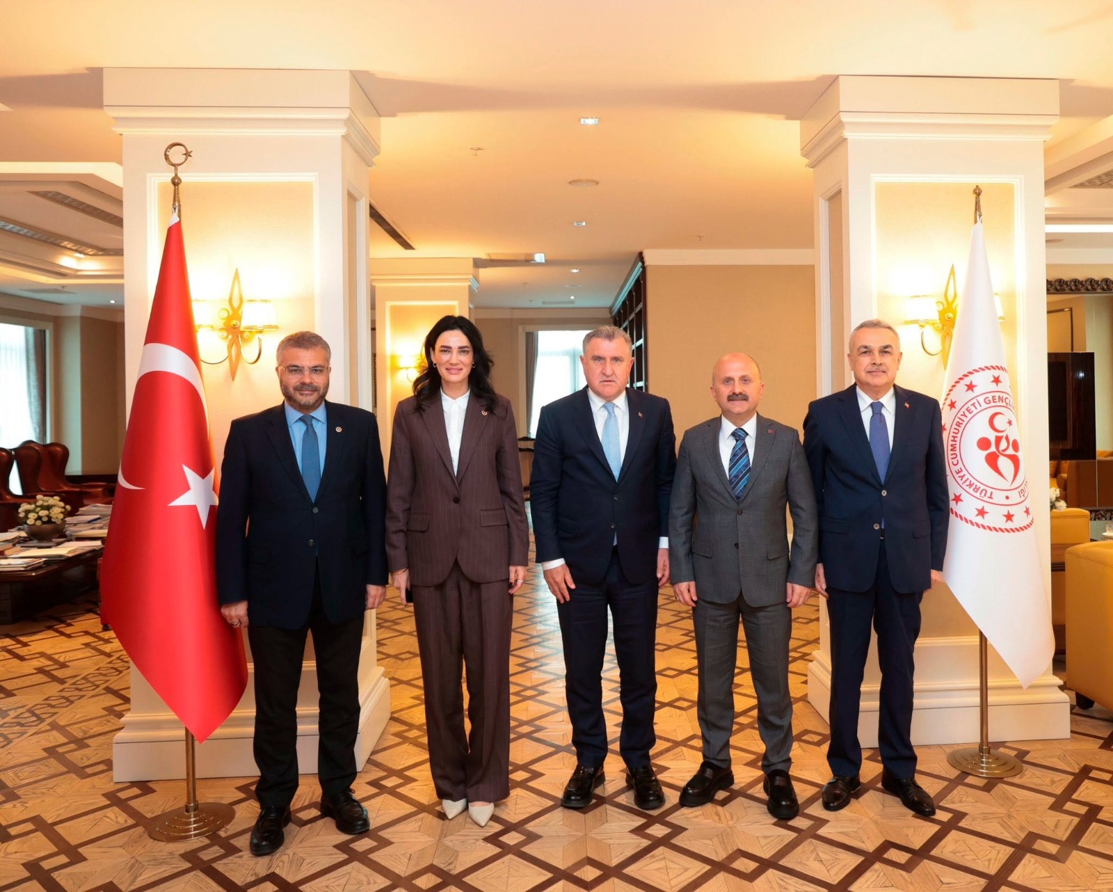 Aydın heyetinden Bakan Bak'a ziyaret 1 IMG 20260609 WA0125