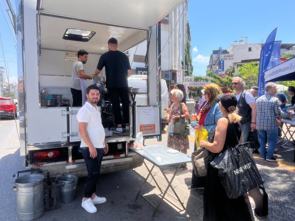 Aydın'da vatandaş boşanma şerefine lokma döktürdü 2 WhatsApp Image 2026 06 02 at 13.23.31
