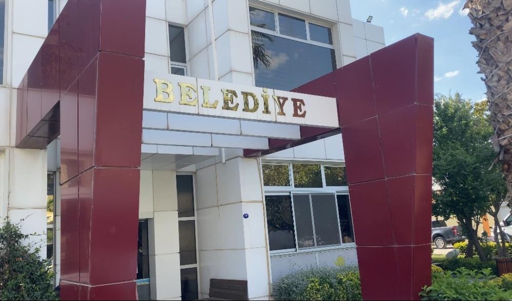 İzmir’deki belediyeye 6 milyonluk rüşvet operasyonu