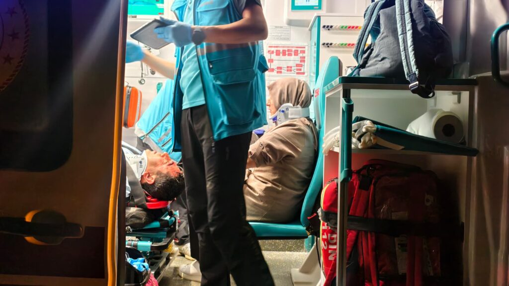 Nazilli’de korkunç kaza: Karı koca yaralandı 2 WhatsApp Image 2026 06 19 at 08.07.40 2