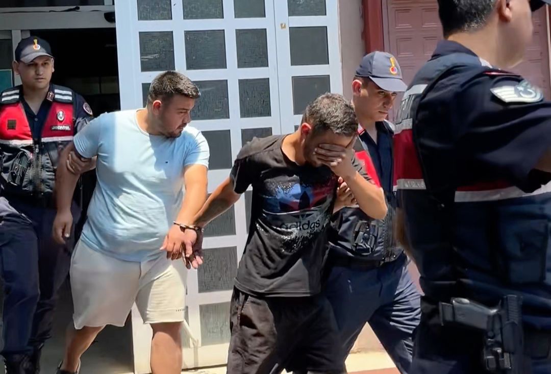 Aydın’da alkol şişede durduğu gibi durmadı: Cam kesikleri ağır yaraladı